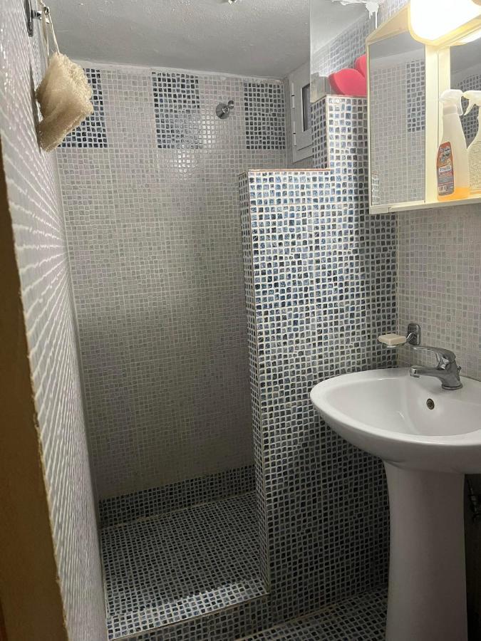 Two Bedroom Apartment In Historical Area 塞萨洛尼基 外观 照片